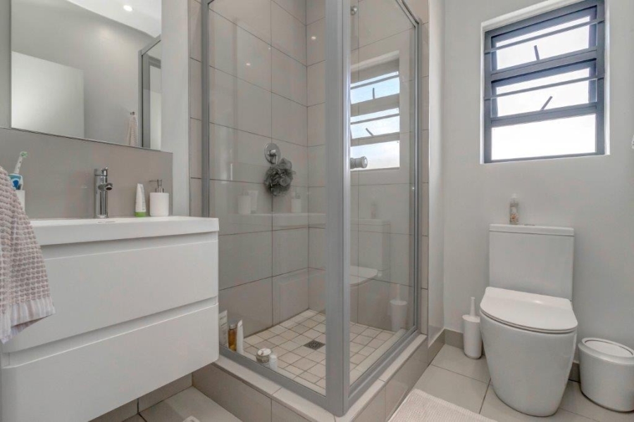 To Let 2 Bedroom Property for Rent in Bryanston Gauteng