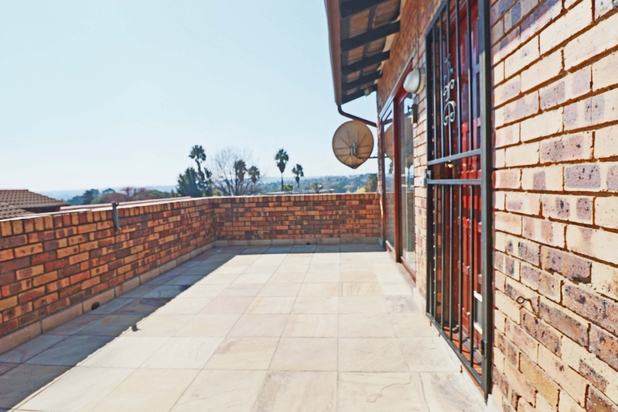 1 Bedroom Property for Sale in Edenburg Gauteng
