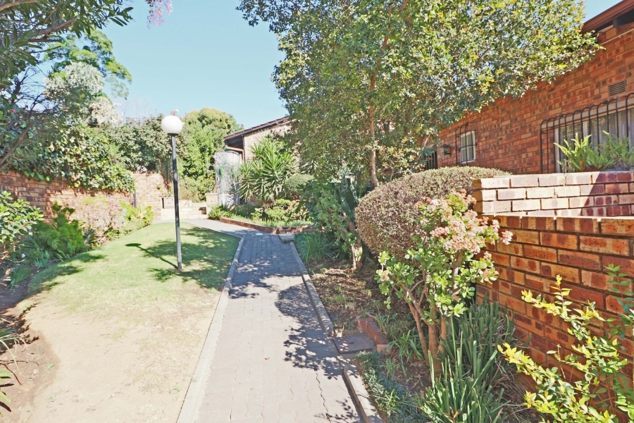 1 Bedroom Property for Sale in Edenburg Gauteng