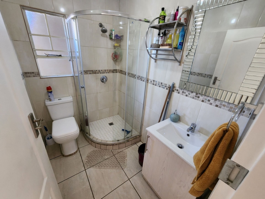 2 Bedroom Property for Sale in Ravenswood Gauteng