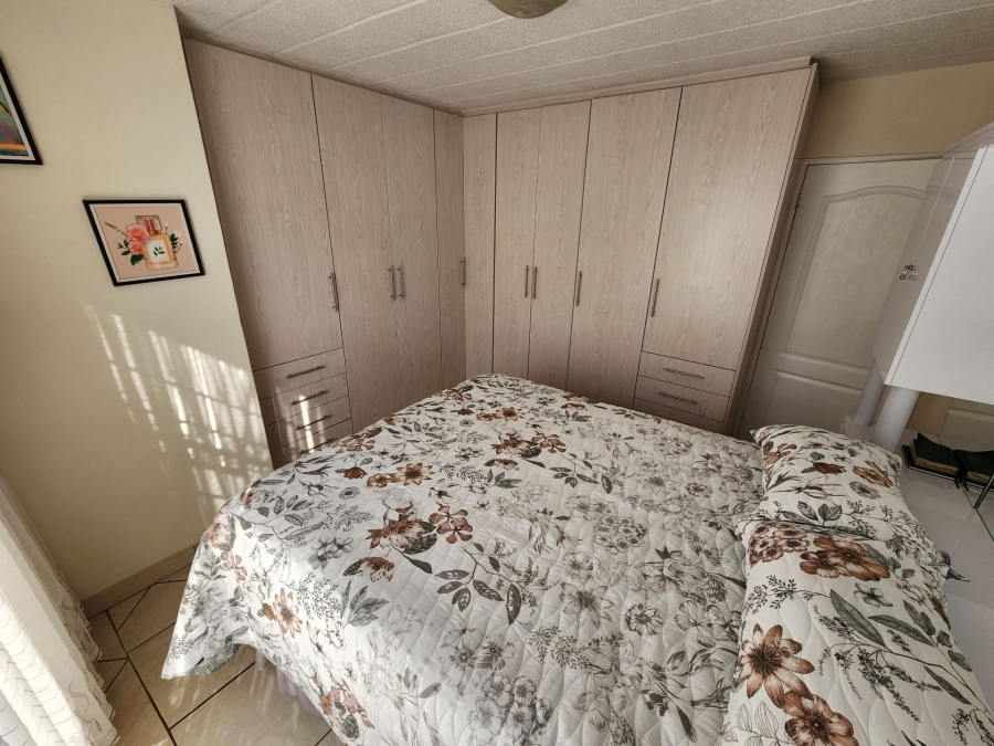 2 Bedroom Property for Sale in Ravenswood Gauteng