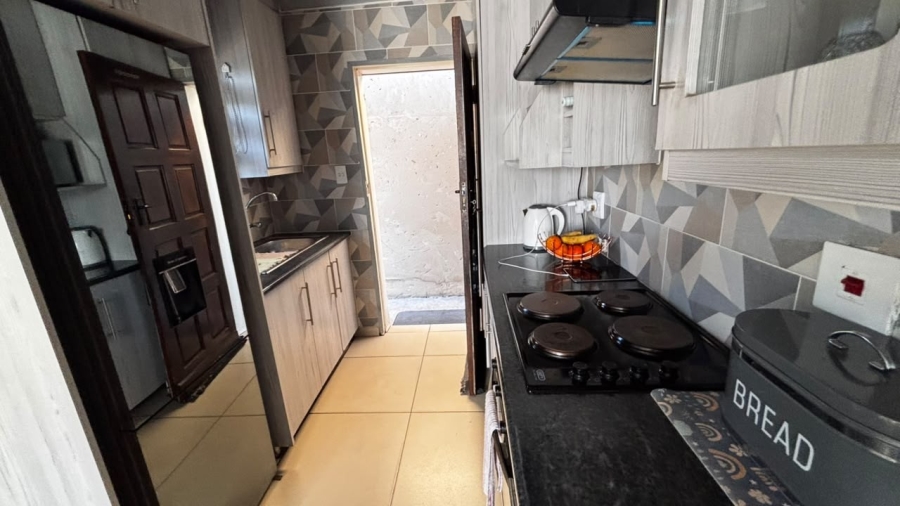 3 Bedroom Property for Sale in Windmill Park Gauteng