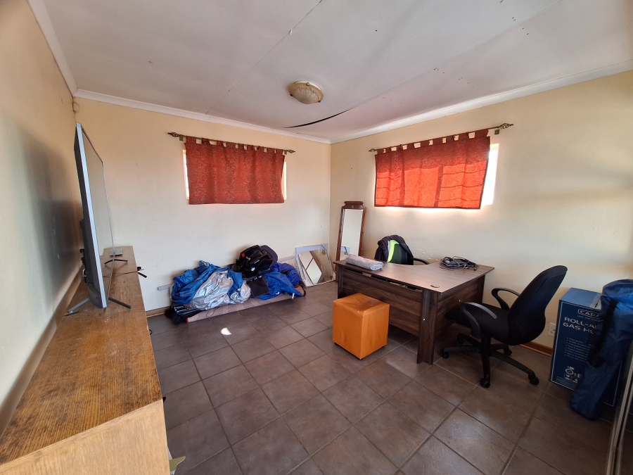 3 Bedroom Property for Sale in Kenmare Gauteng