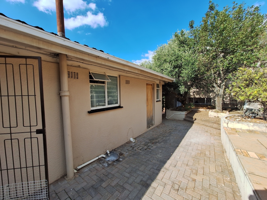 3 Bedroom Property for Sale in Kenmare Gauteng
