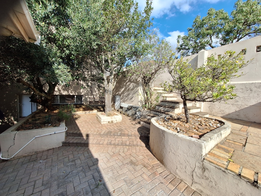 3 Bedroom Property for Sale in Kenmare Gauteng