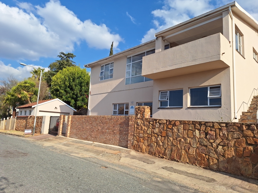3 Bedroom Property for Sale in Kenmare Gauteng
