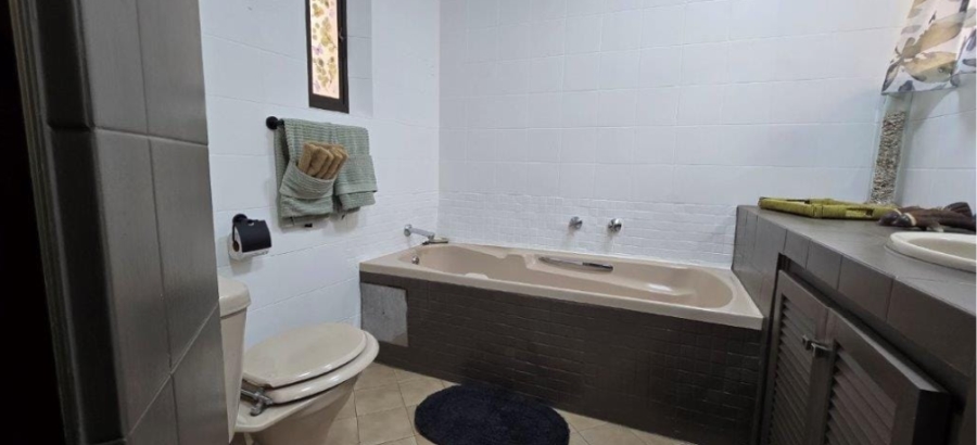 4 Bedroom Property for Sale in Arcadia Gauteng