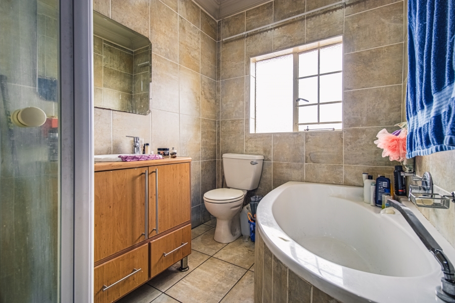 2 Bedroom Property for Sale in Allen Grove Gauteng