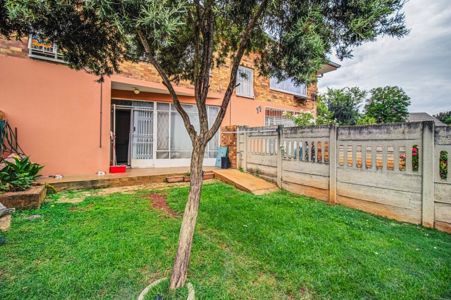 2 Bedroom Property for Sale in Allen Grove Gauteng