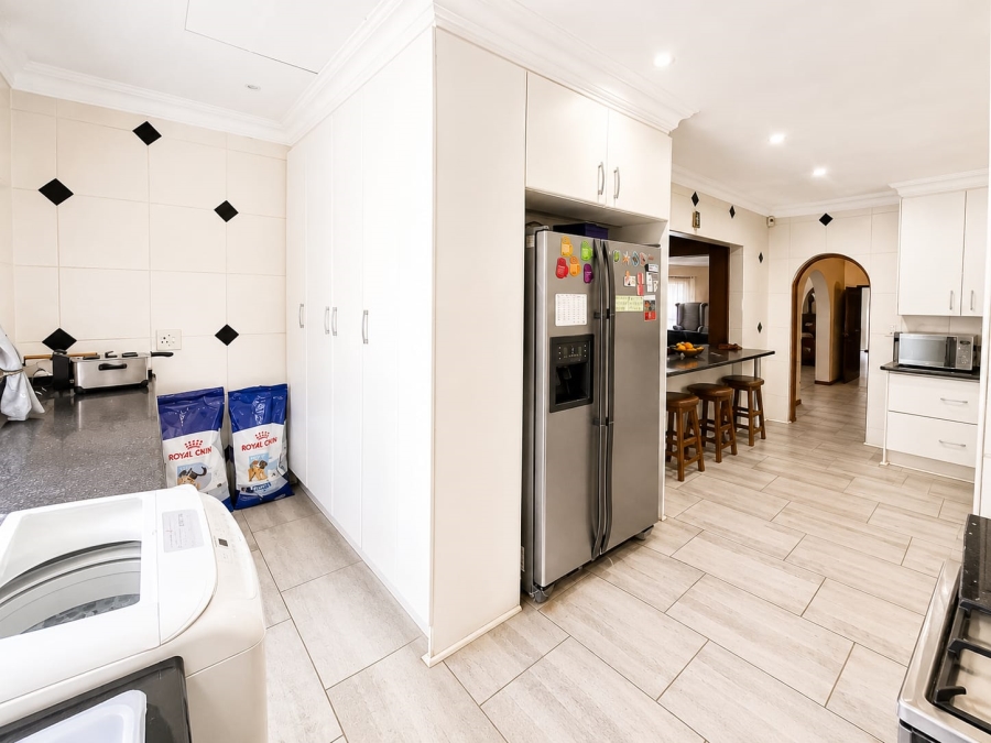 4 Bedroom Property for Sale in Newlands Gauteng