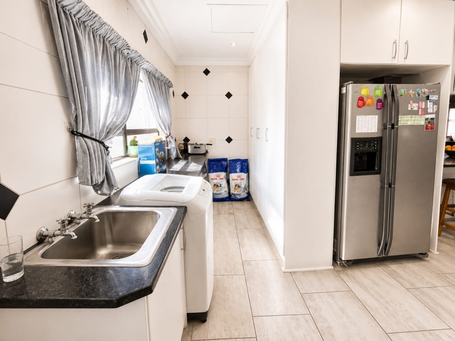 4 Bedroom Property for Sale in Newlands Gauteng