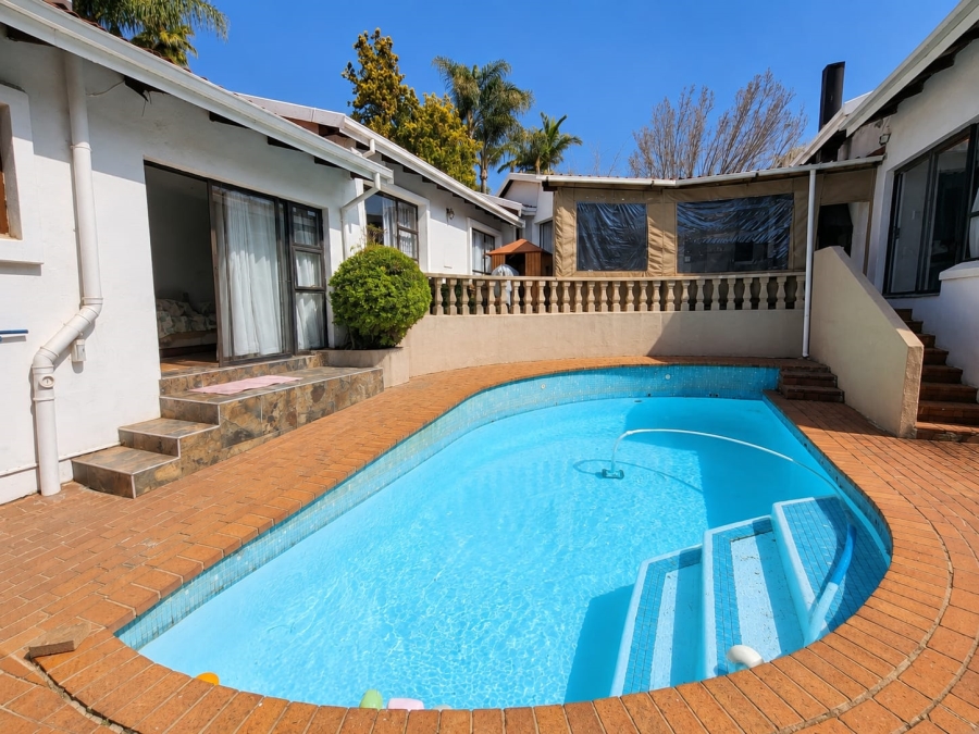 4 Bedroom Property for Sale in Newlands Gauteng