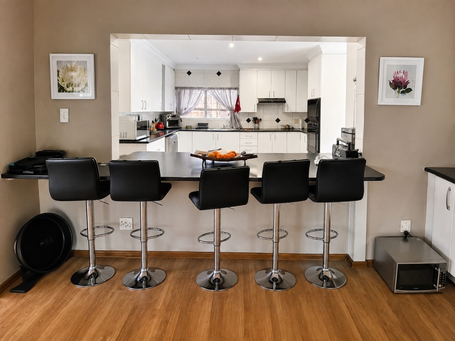 4 Bedroom Property for Sale in Newlands Gauteng