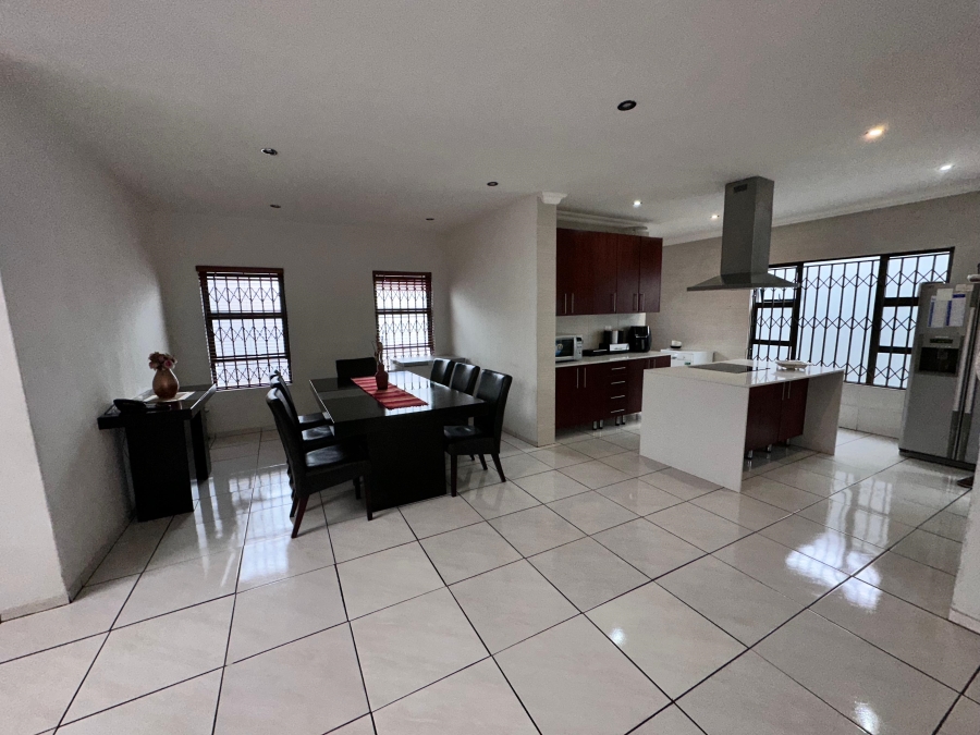 5 Bedroom Property for Sale in Sagewood Gauteng