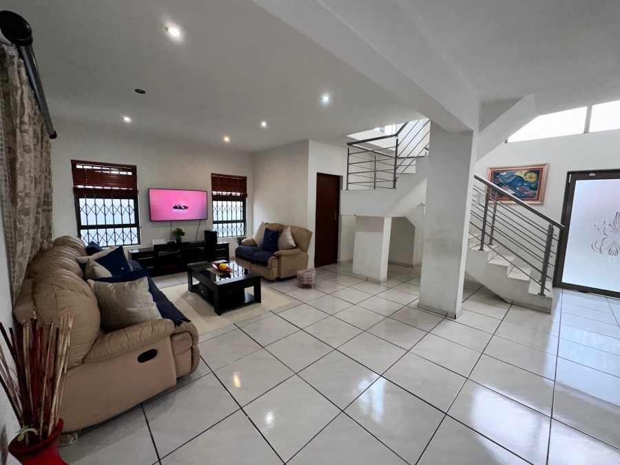 5 Bedroom Property for Sale in Sagewood Gauteng