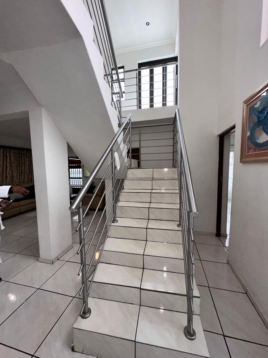 5 Bedroom Property for Sale in Sagewood Gauteng
