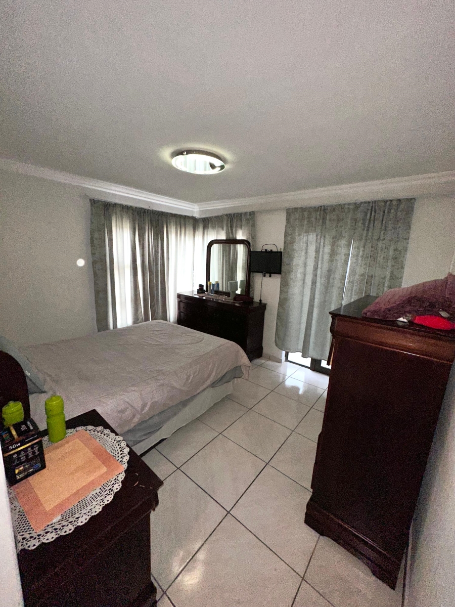 5 Bedroom Property for Sale in Sagewood Gauteng