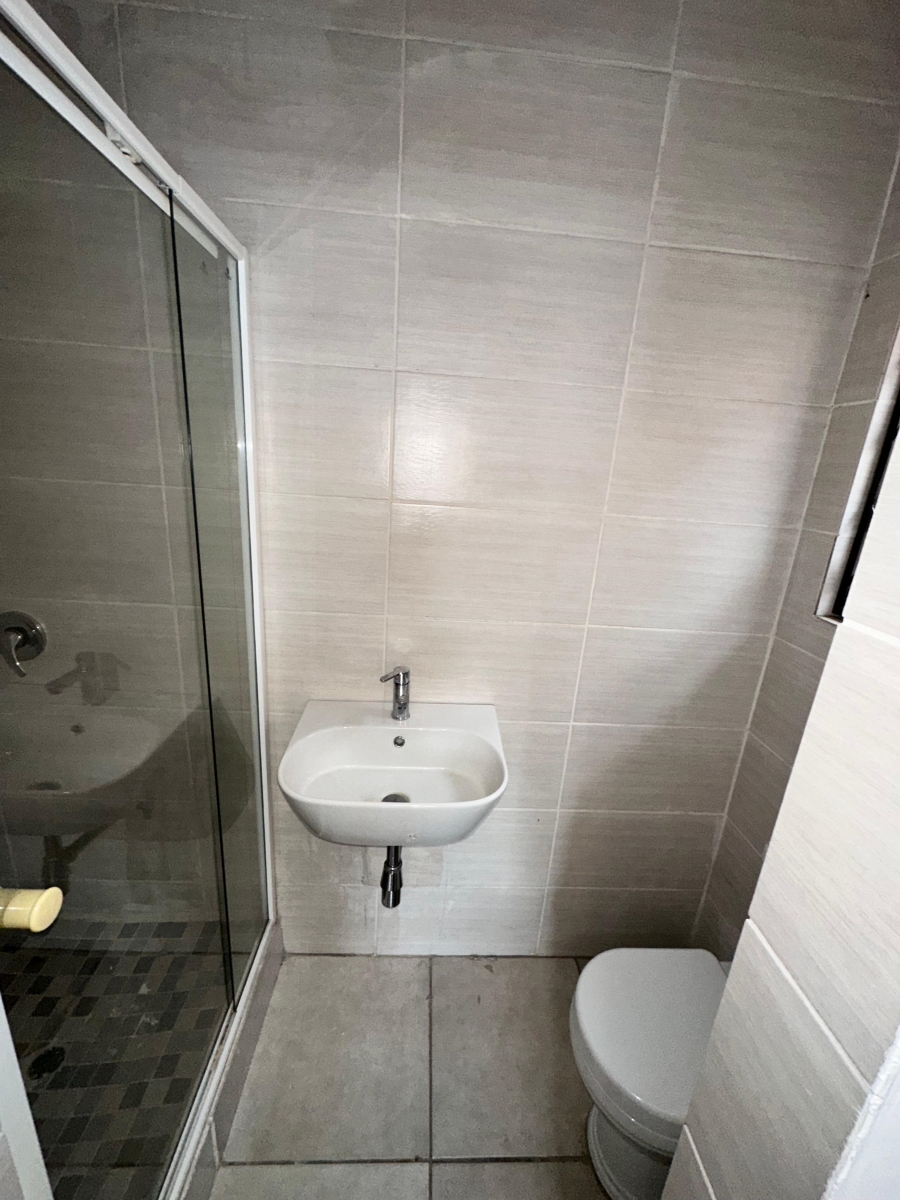 5 Bedroom Property for Sale in Sagewood Gauteng