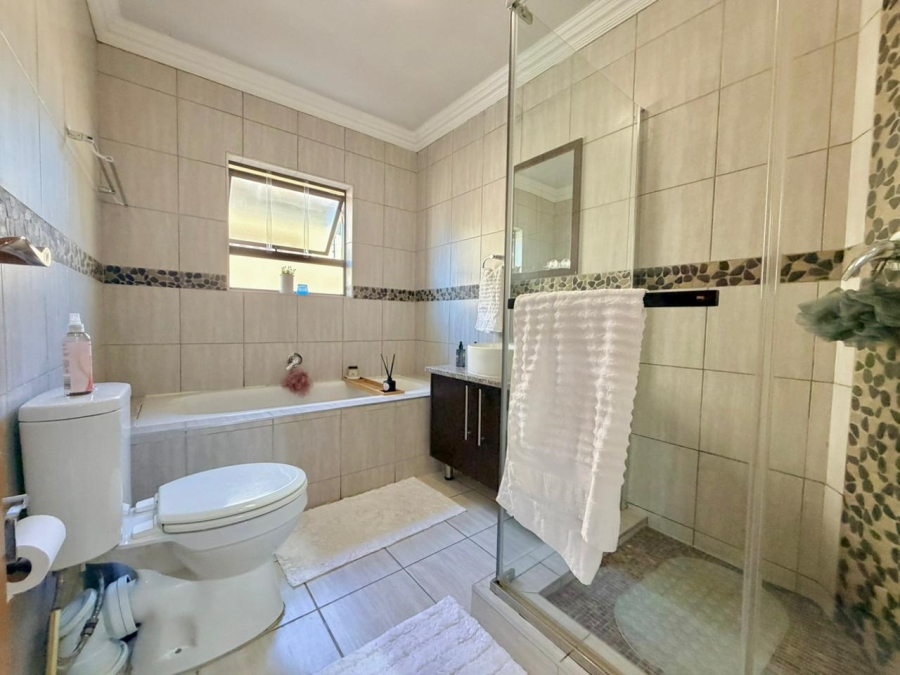 3 Bedroom Property for Sale in Pomona Gauteng