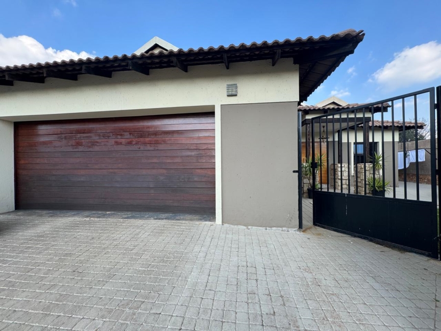 3 Bedroom Property for Sale in Pomona Gauteng