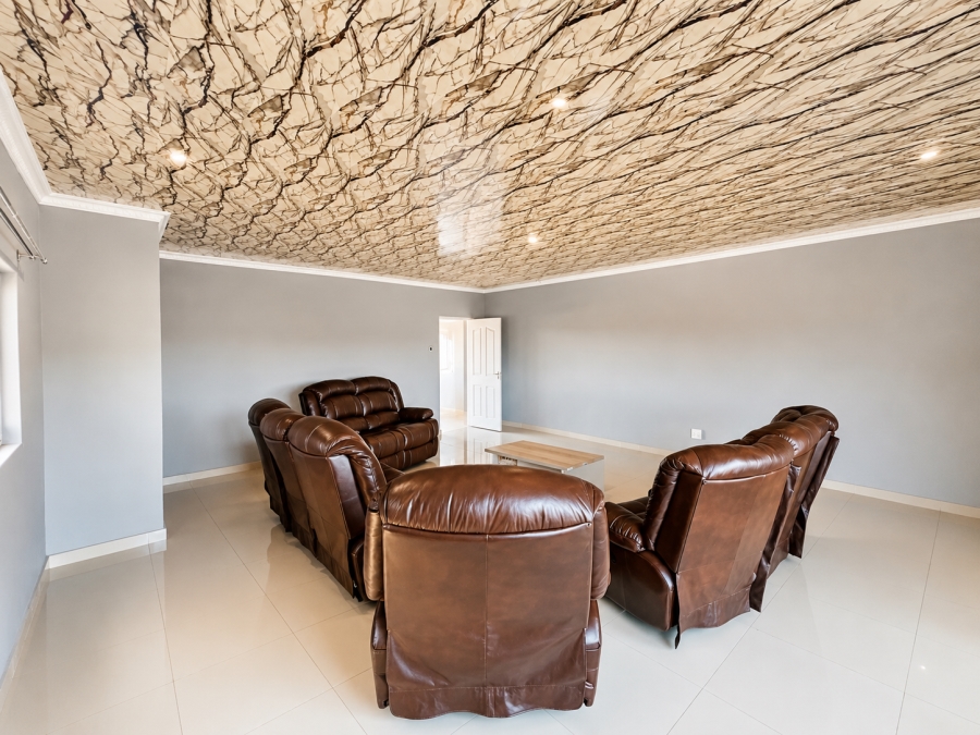 5 Bedroom Property for Sale in Three Rivers East Gauteng