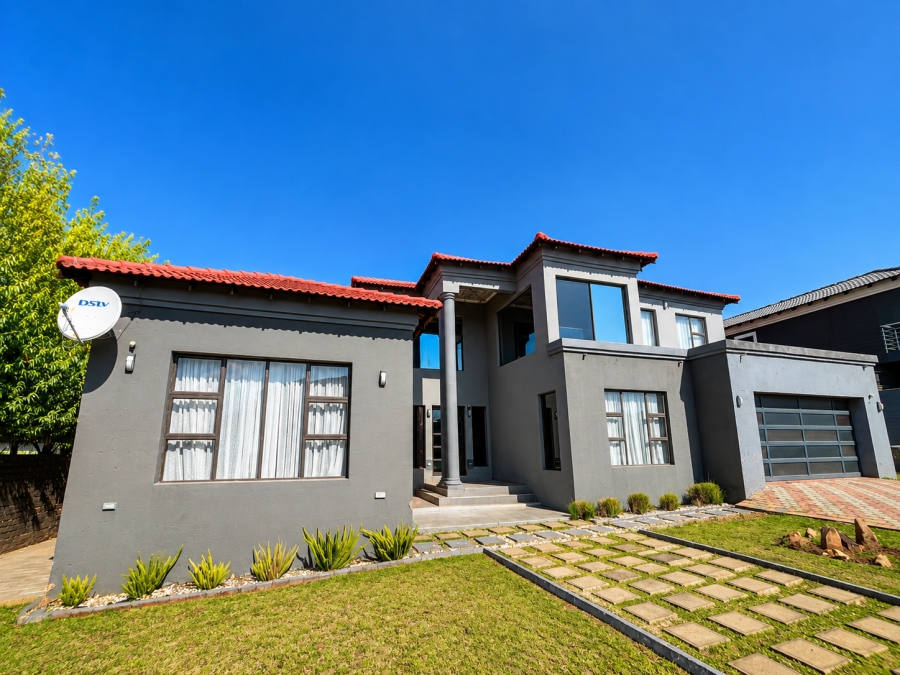 5 Bedroom Property for Sale in Three Rivers East Gauteng