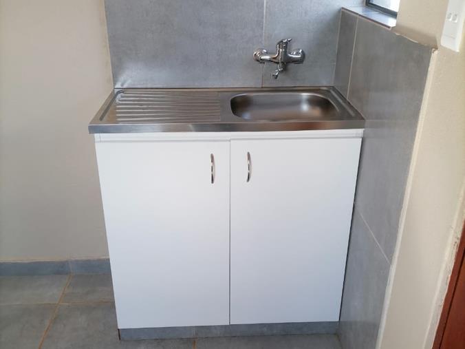 2 Bedroom Property for Sale in Crystal Park Gauteng