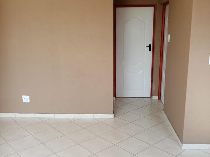 2 Bedroom Property for Sale in Crystal Park Gauteng