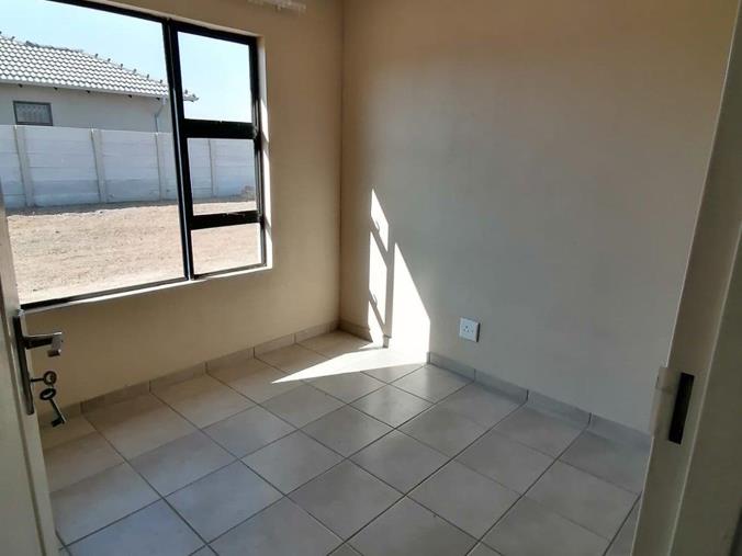 2 Bedroom Property for Sale in Crystal Park Gauteng