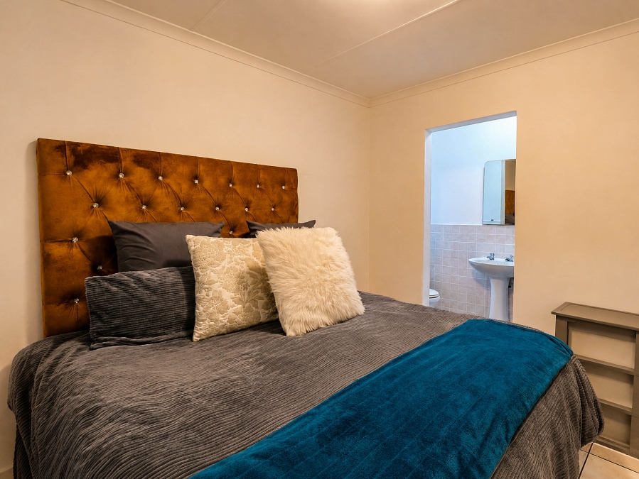 2 Bedroom Property for Sale in Kosmosdal Gauteng