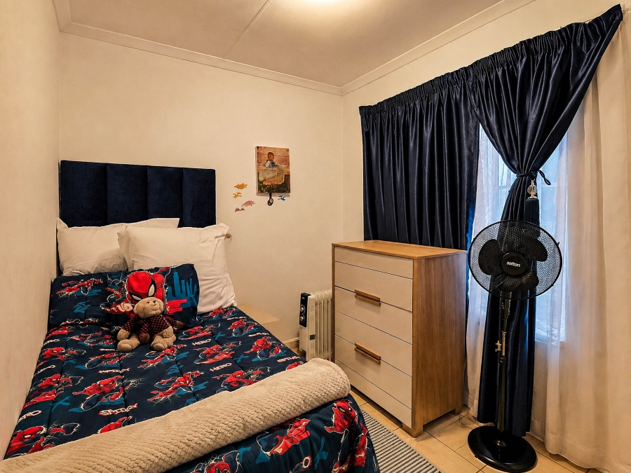 2 Bedroom Property for Sale in Kosmosdal Gauteng