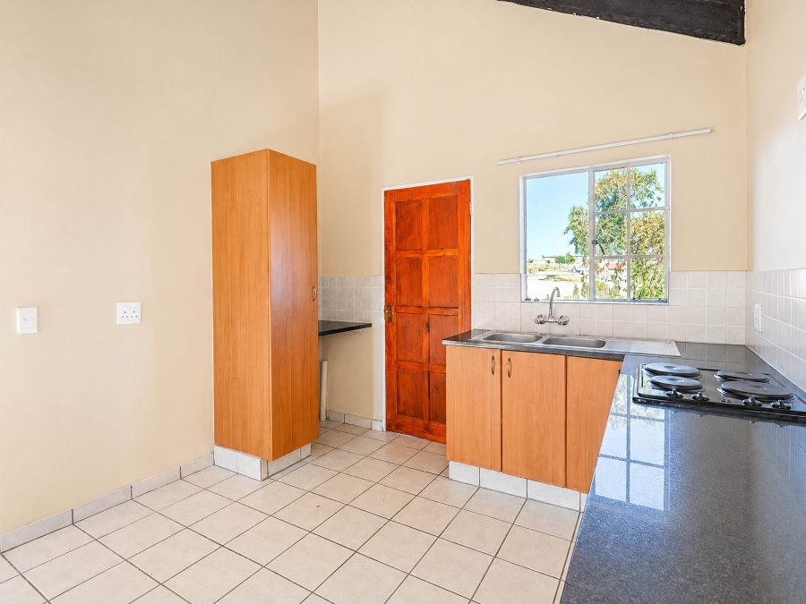 2 Bedroom Property for Sale in Kosmosdal Gauteng