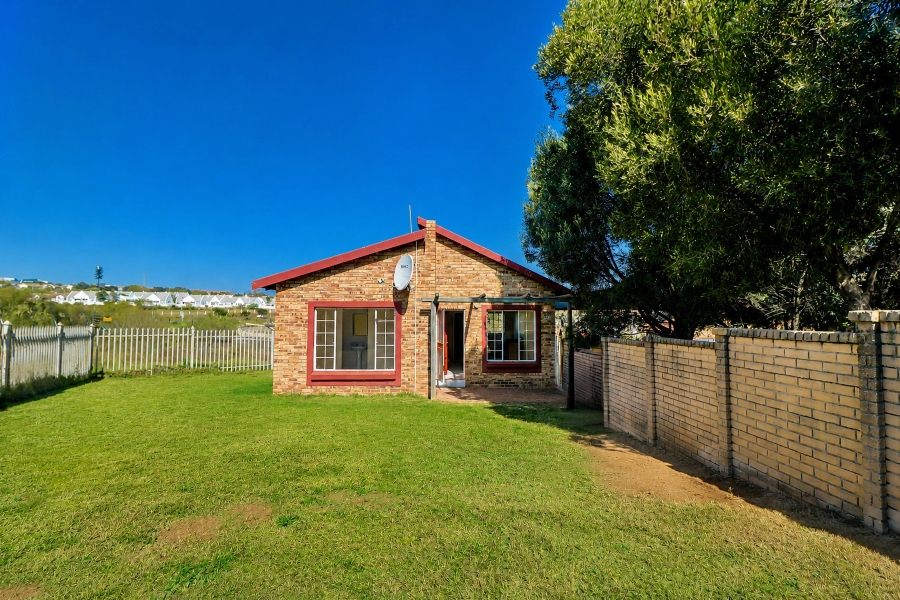 2 Bedroom Property for Sale in Kosmosdal Gauteng