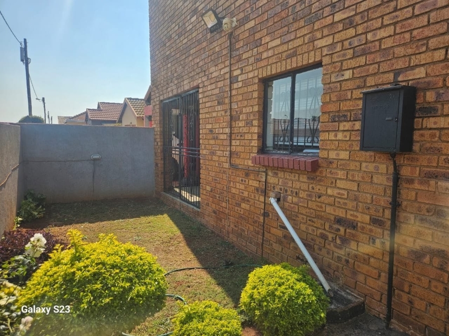 3 Bedroom Property for Sale in Soshanguve East Gauteng