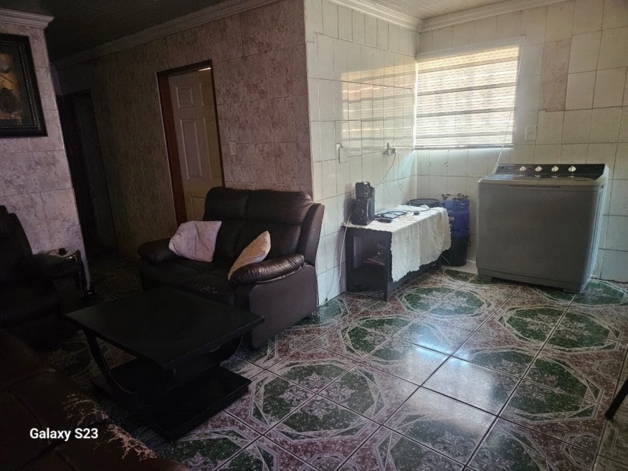 3 Bedroom Property for Sale in Soshanguve East Gauteng