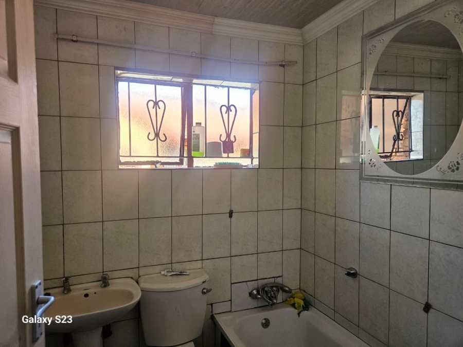 3 Bedroom Property for Sale in Soshanguve East Gauteng