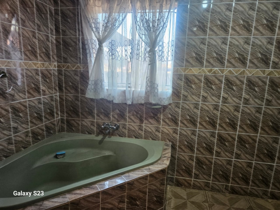 3 Bedroom Property for Sale in Soshanguve East Gauteng