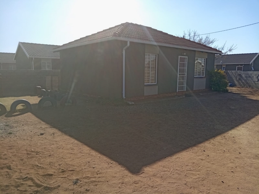 2 Bedroom Property for Sale in Savanna City Gauteng