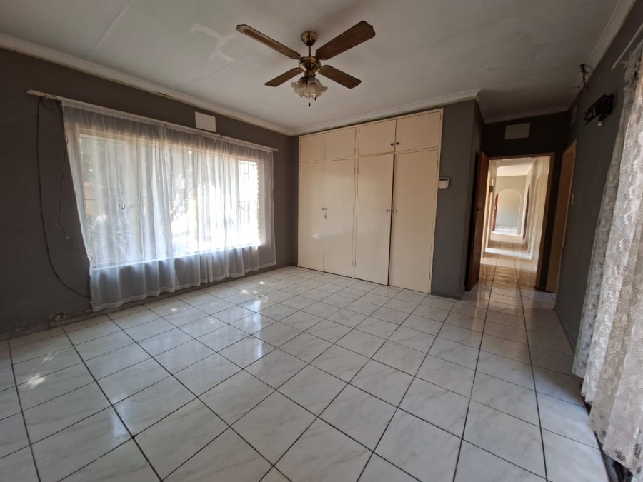 3 Bedroom Property for Sale in Falcon Ridge Gauteng