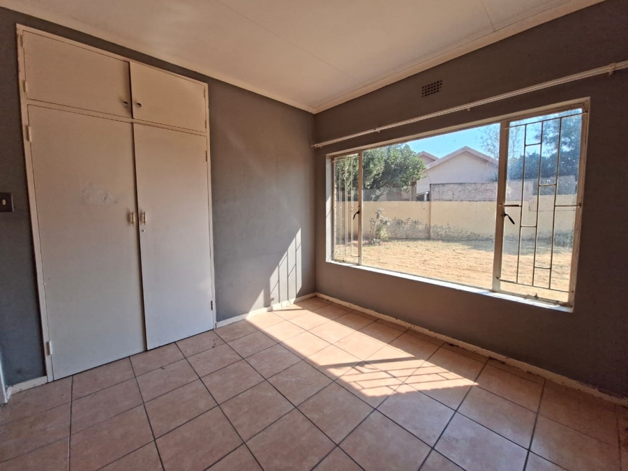 3 Bedroom Property for Sale in Falcon Ridge Gauteng