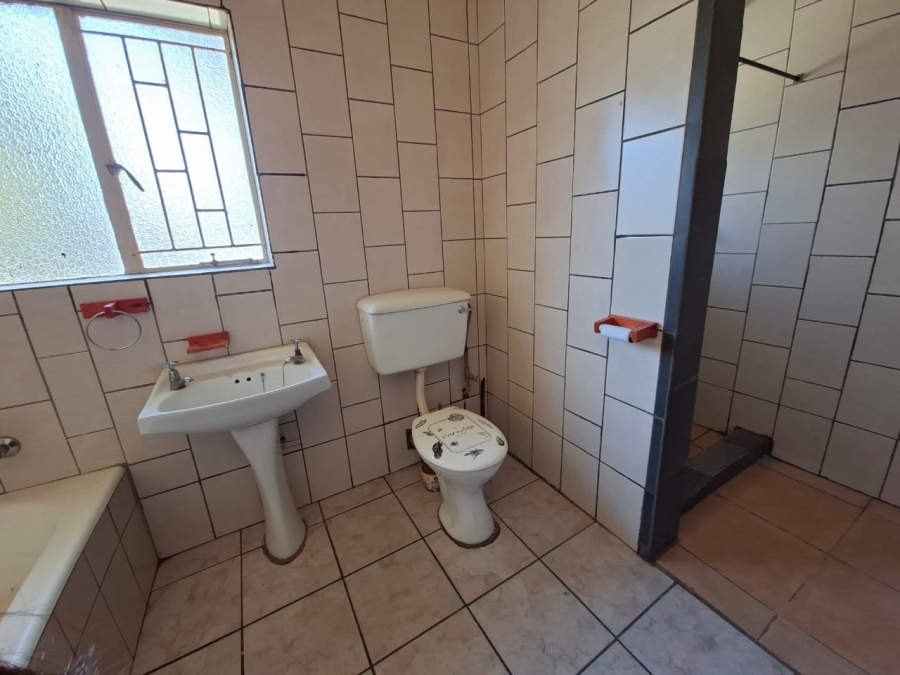 3 Bedroom Property for Sale in Falcon Ridge Gauteng