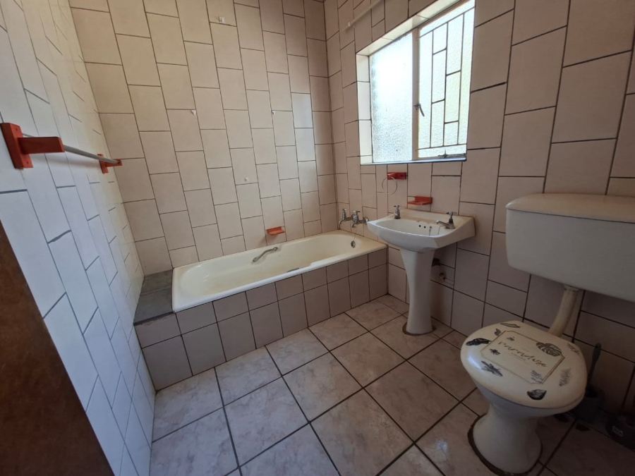 3 Bedroom Property for Sale in Falcon Ridge Gauteng