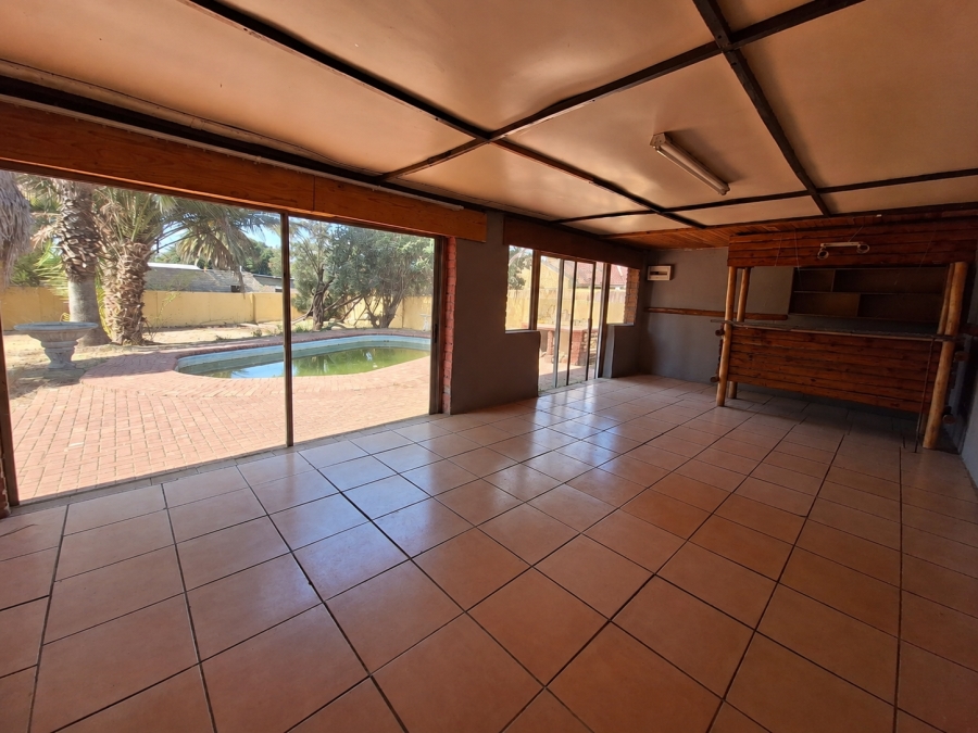 3 Bedroom Property for Sale in Falcon Ridge Gauteng