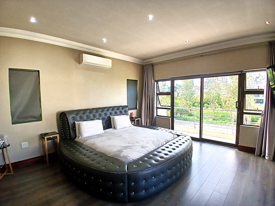 To Let 4 Bedroom Property for Rent in Blue Valley Golf Estate Gauteng