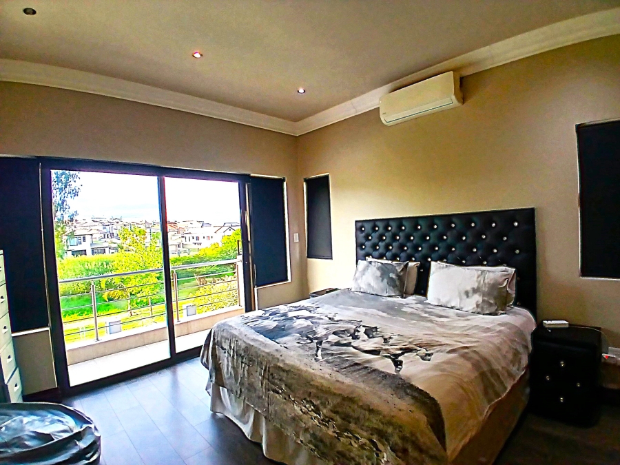 To Let 4 Bedroom Property for Rent in Blue Valley Golf Estate Gauteng