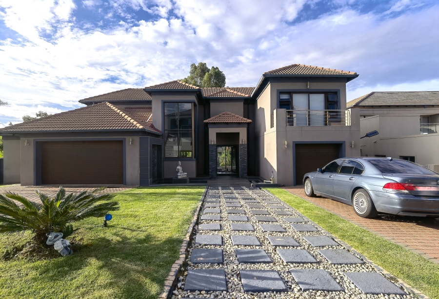 To Let 4 Bedroom Property for Rent in Blue Valley Golf Estate Gauteng