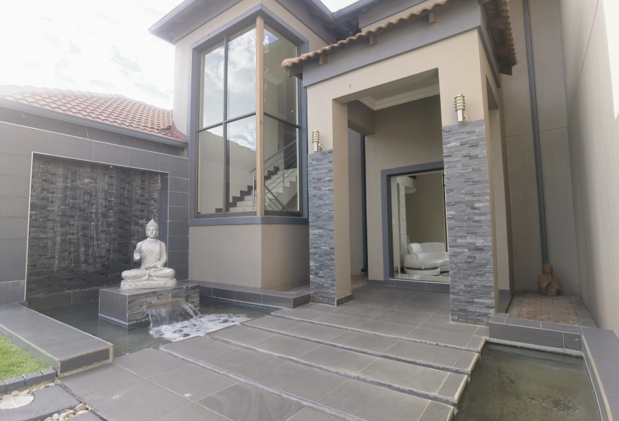 To Let 4 Bedroom Property for Rent in Blue Valley Golf Estate Gauteng