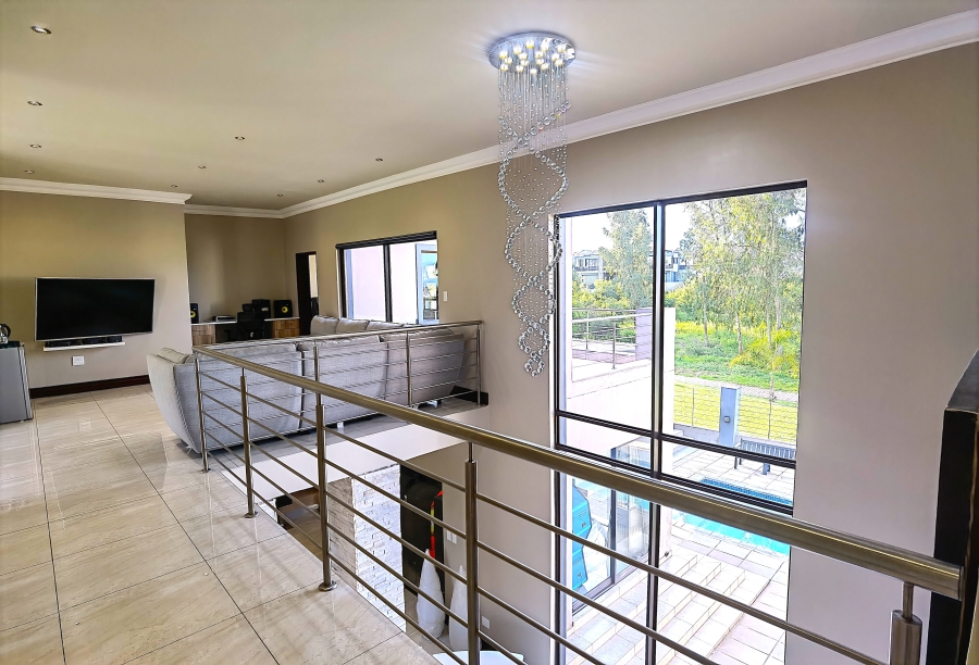 To Let 4 Bedroom Property for Rent in Blue Valley Golf Estate Gauteng