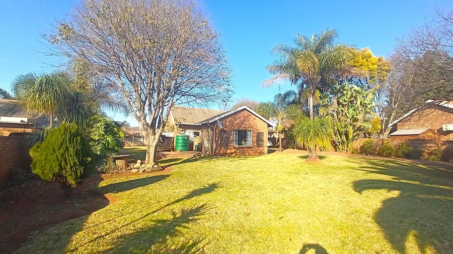 2 Bedroom Property for Sale in Lyttelton Manor Gauteng