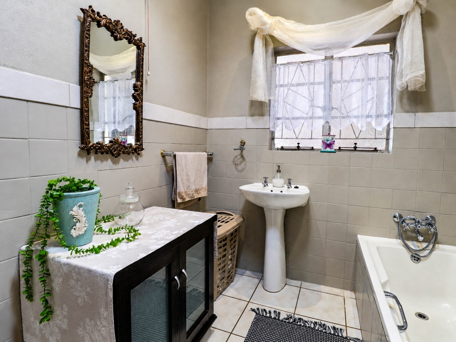 4 Bedroom Property for Sale in Lyttelton Manor Gauteng